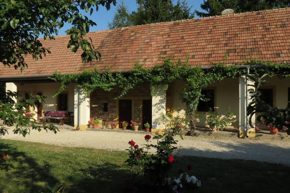 Koppany Lovasudvar Bakonykoppany Exterior photo